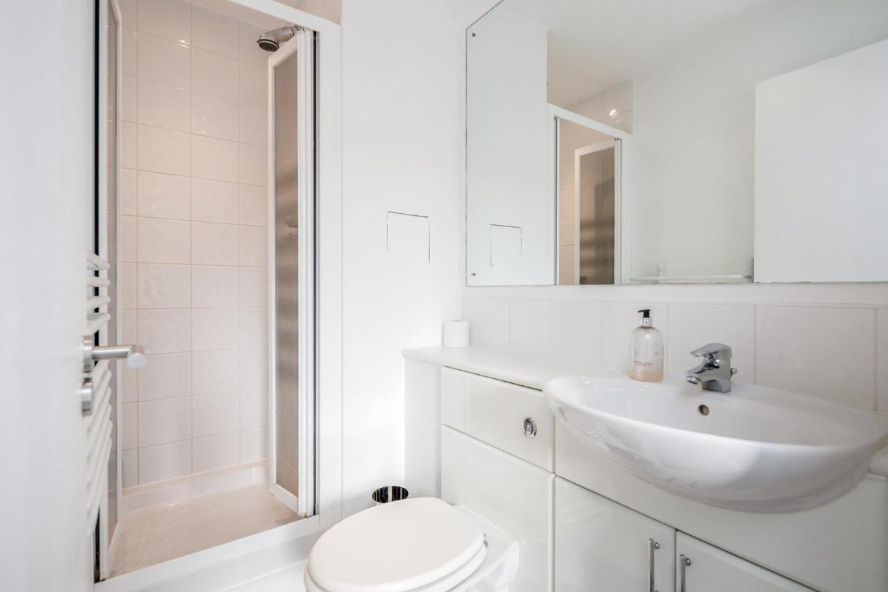 Cloud9Sa At The Charles Chertsey Apartman Szoba fotó